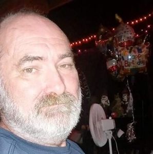 Meet your Posher, Bobby